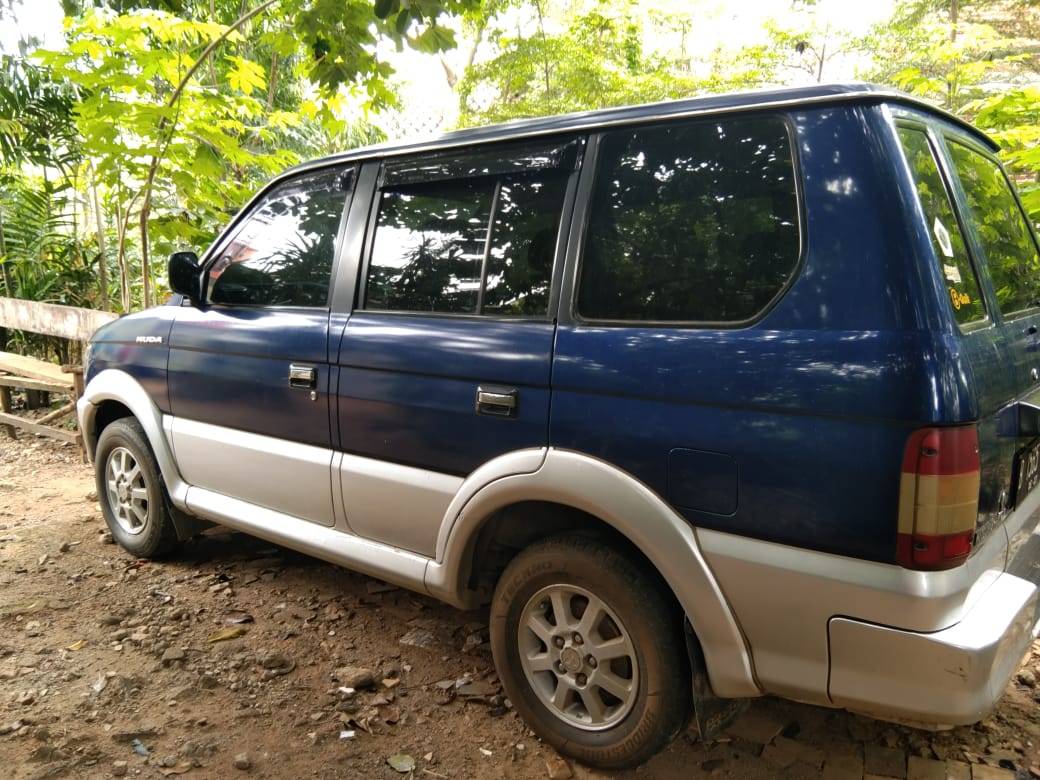 2000 Mitsubishi Kuda 2000 Mitsubishi Kuda