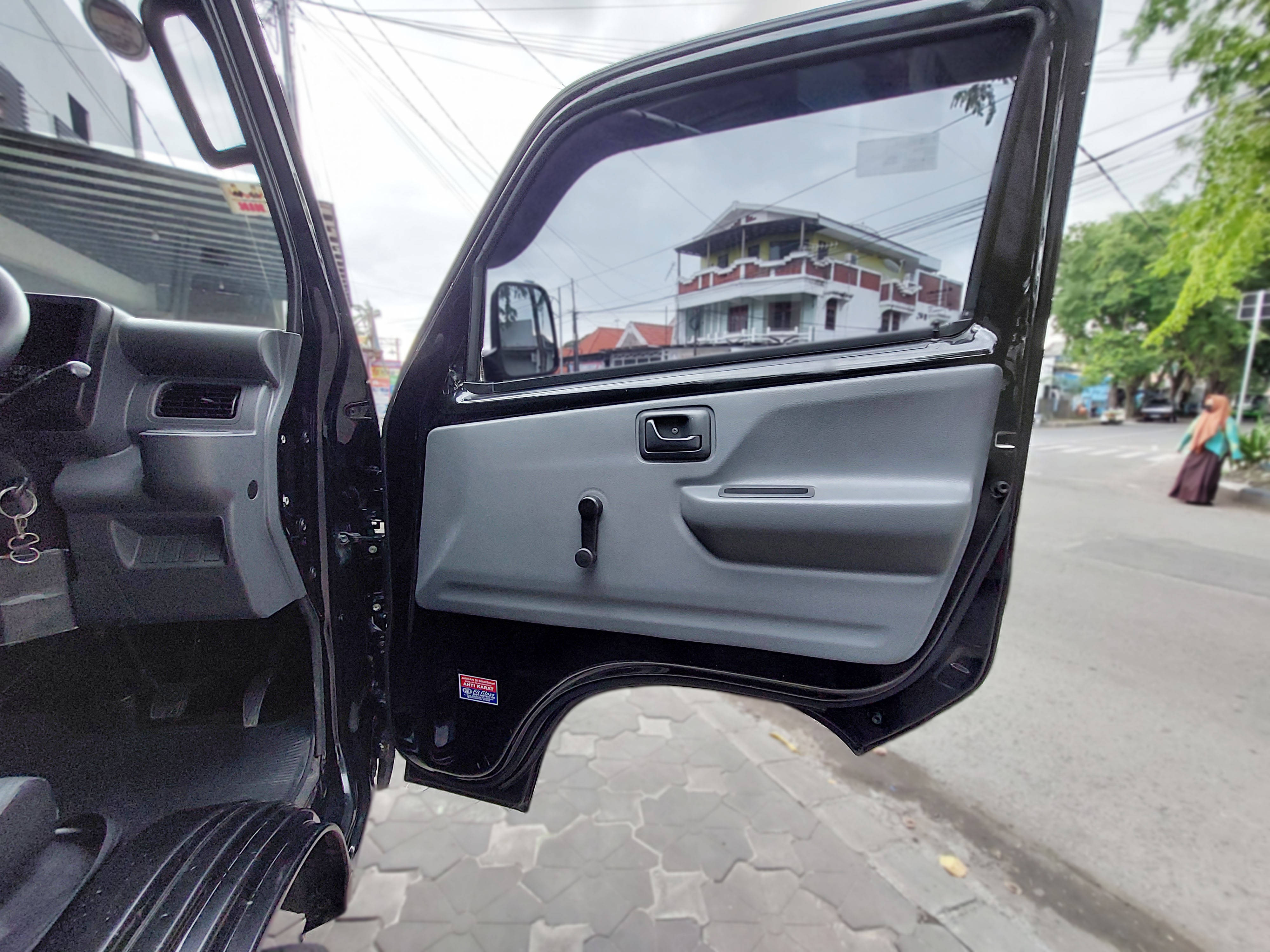 Dijual 2020 Suzuki Carry 1.5 PU FLAT DECK AC PS 1.5 PU FLAT DECK AC PS Bekas