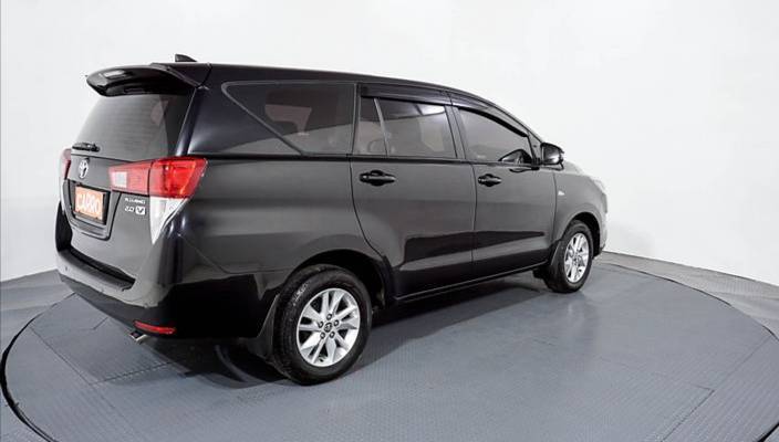 2019 Toyota Kijang Innova