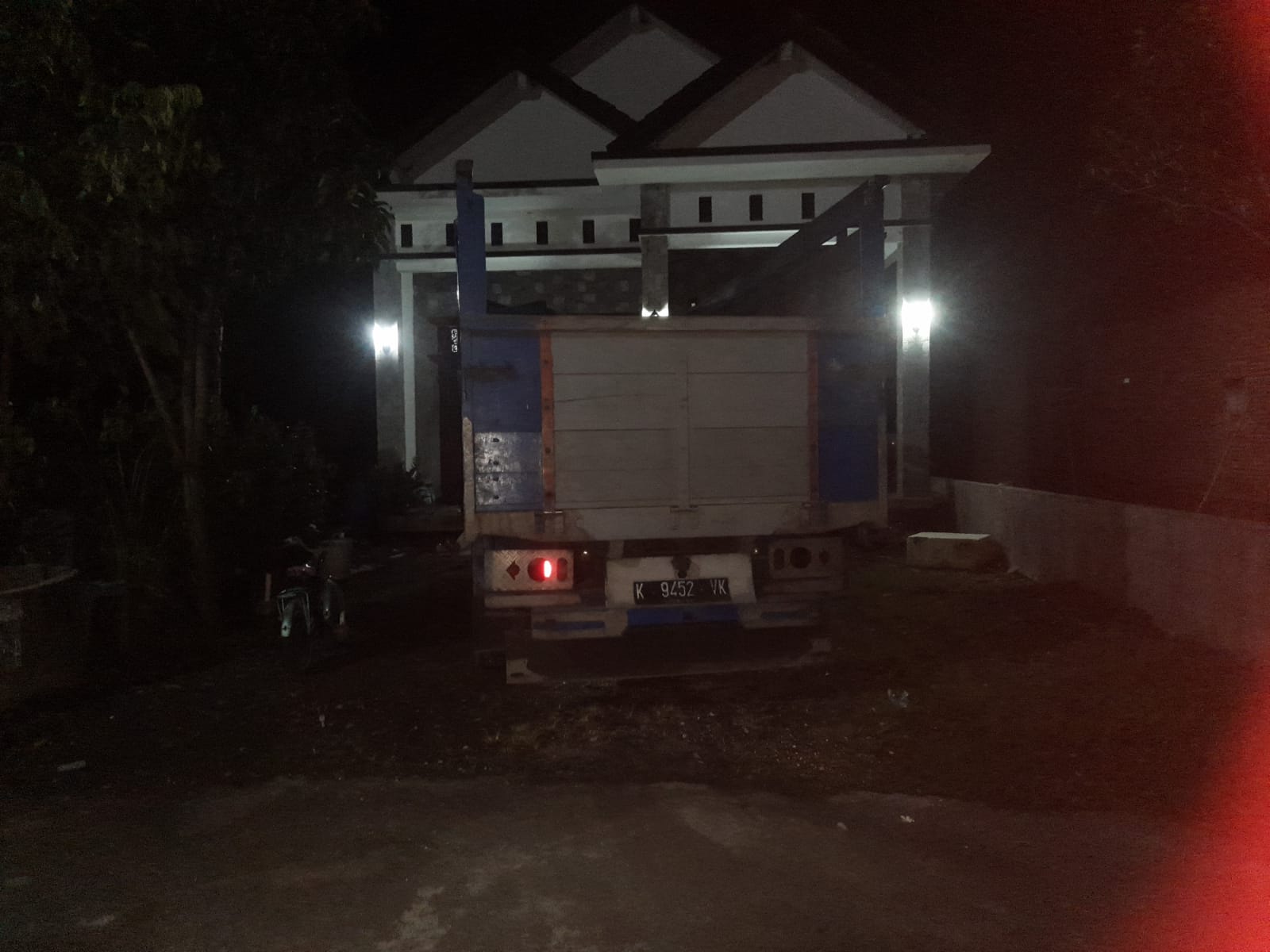 2014 Isuzu D Max  4X4 DC MT 2014 Isuzu D Max  4X4 DC MT