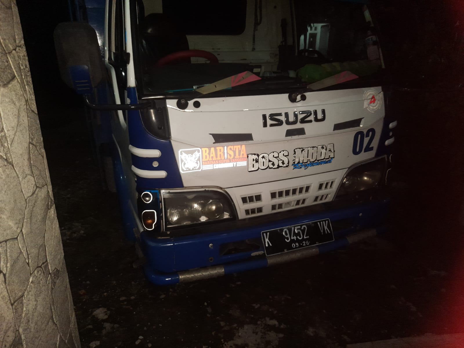 2014 Isuzu D Max  4X4 DC MT 2014 Isuzu D Max  4X4 DC MT