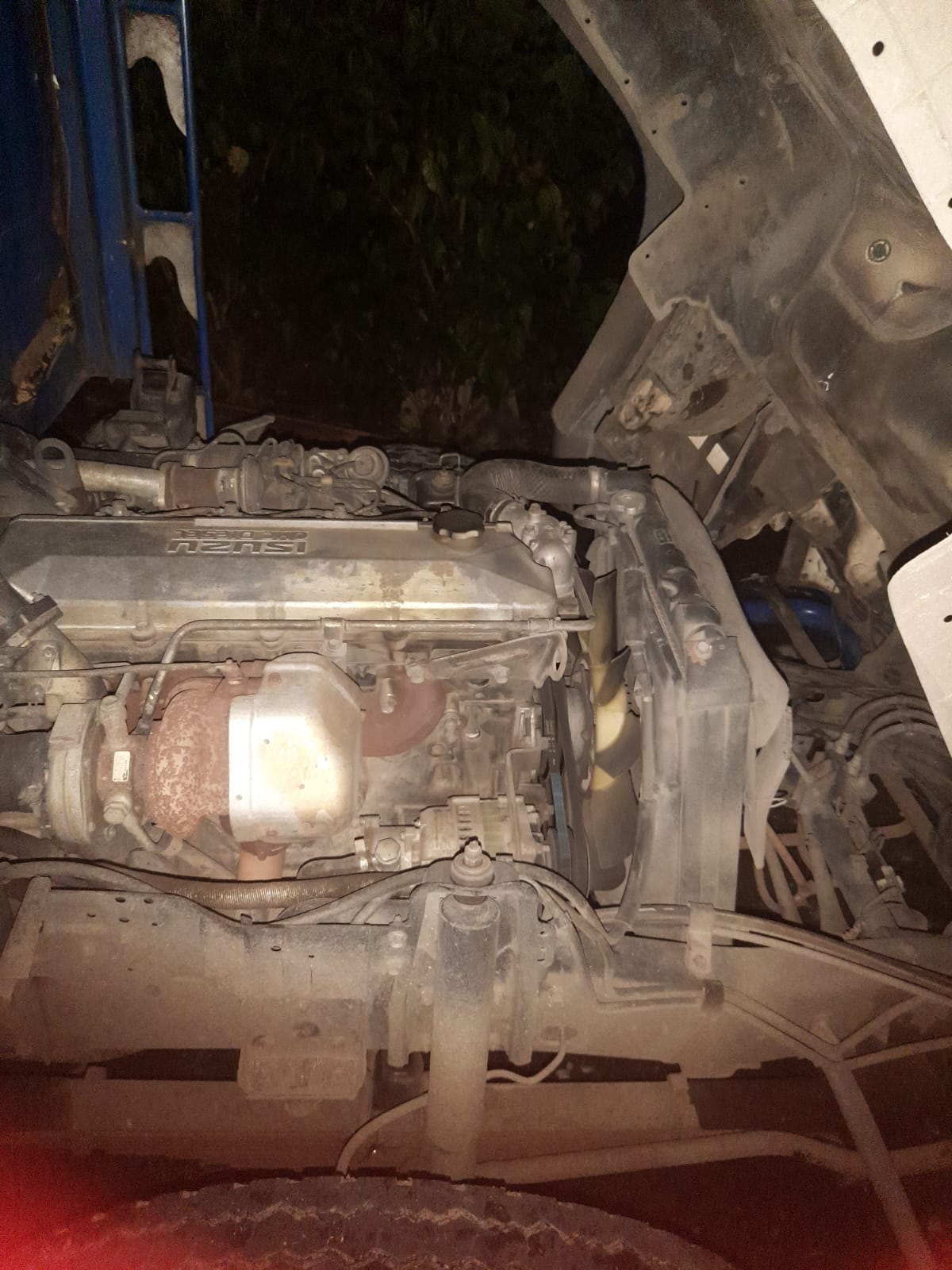 2014 Isuzu D Max  4X4 DC MT 2014 Isuzu D Max  4X4 DC MT