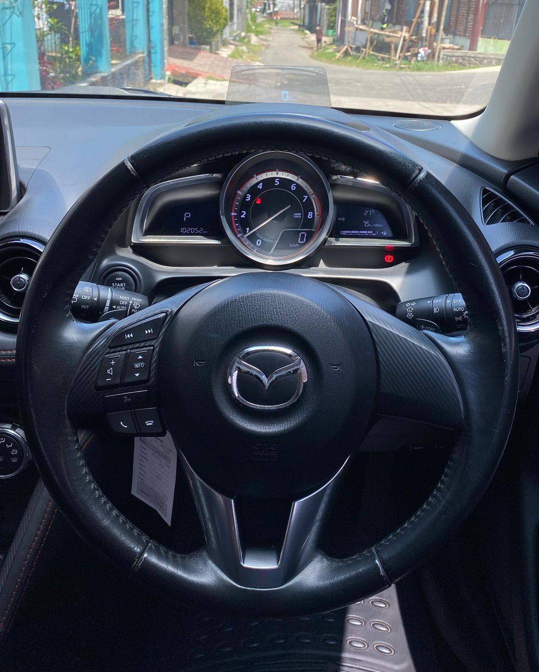 Dijual 2015 Mazda 2  GT AT GT AT Bekas