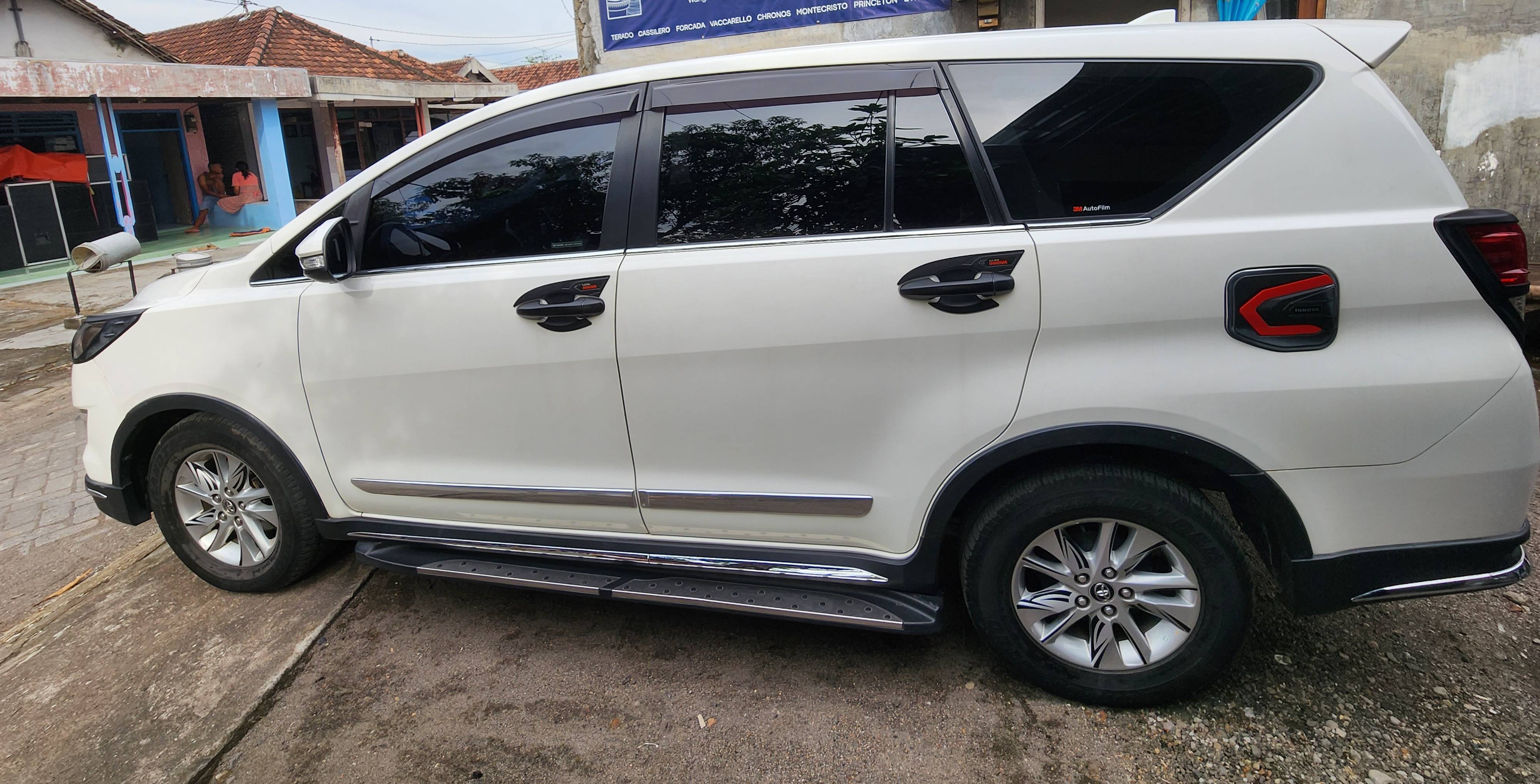 2017 Toyota Kijang Innova 2017 Toyota Kijang Innova
