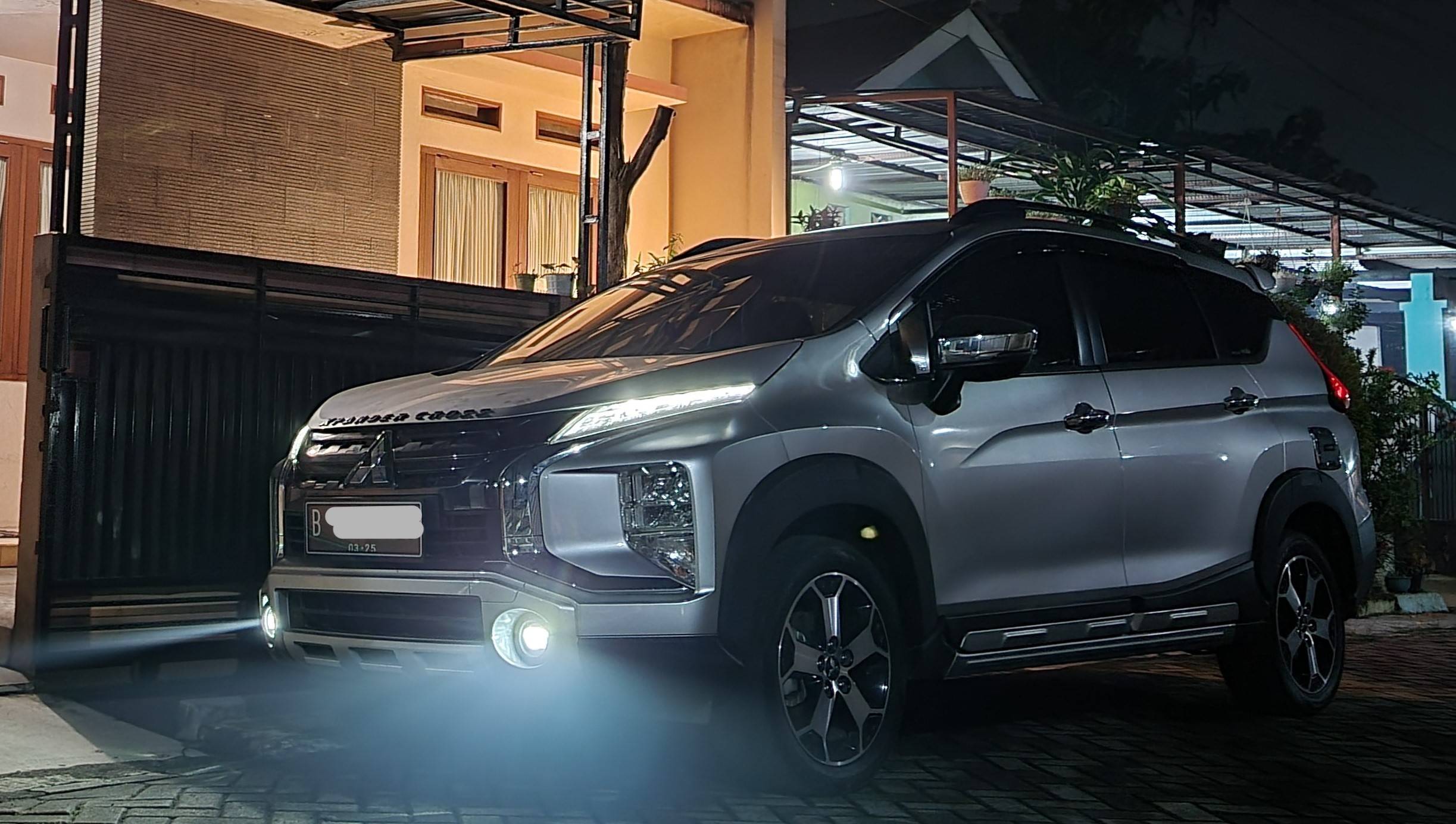 Second Hand 2019 Mitsubishi Xpander Cross Second Hand 2019 Mitsubishi Xpander Cross