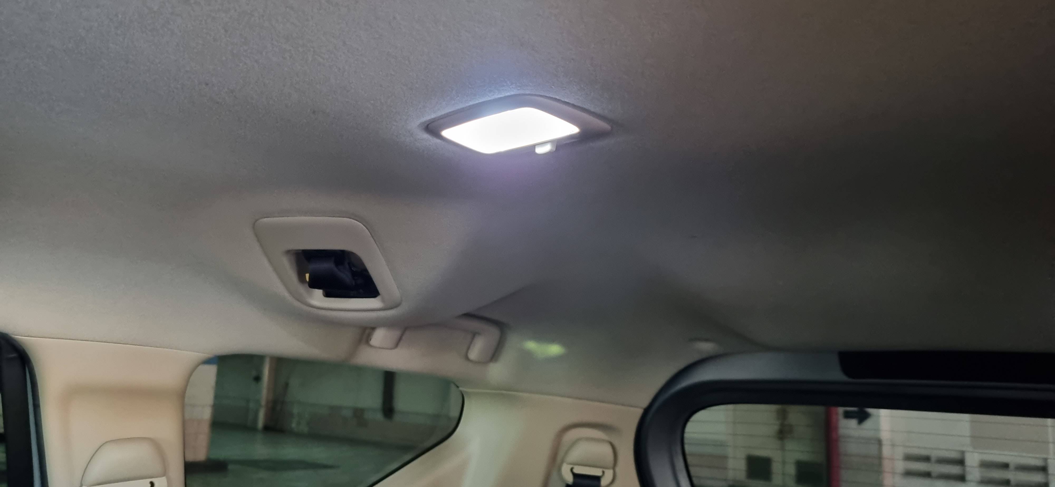 2019 Mitsubishi Xpander Cross 2019 Mitsubishi Xpander Cross