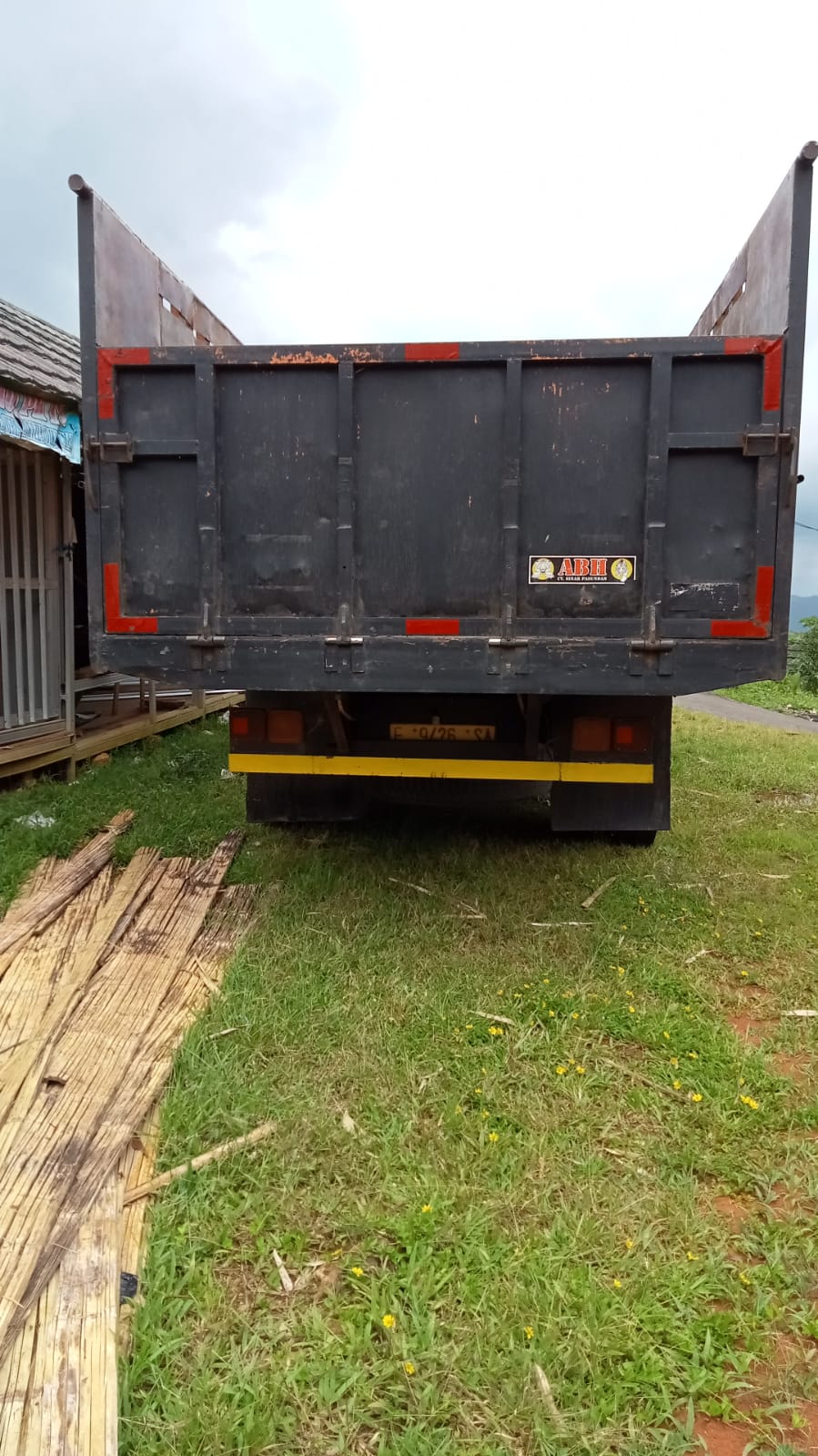 2003 Mitsubishi Colt L300 2003 Mitsubishi Colt L300