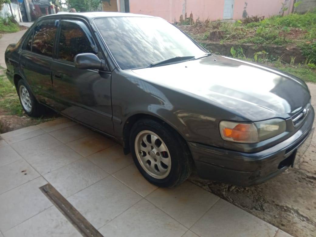 2000 Toyota Corolla 2000 Toyota Corolla