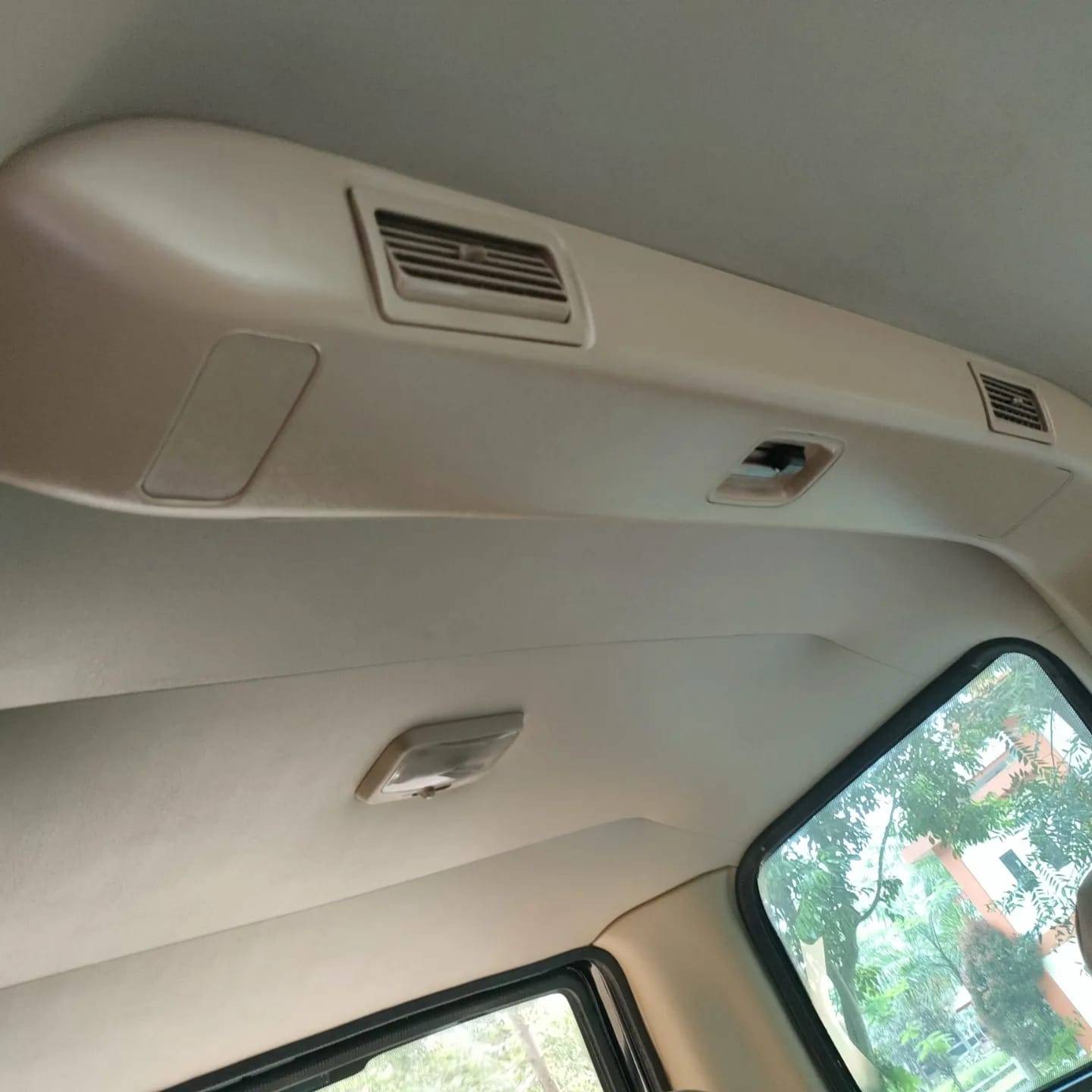 2012 Isuzu Panther 2012 Isuzu Panther