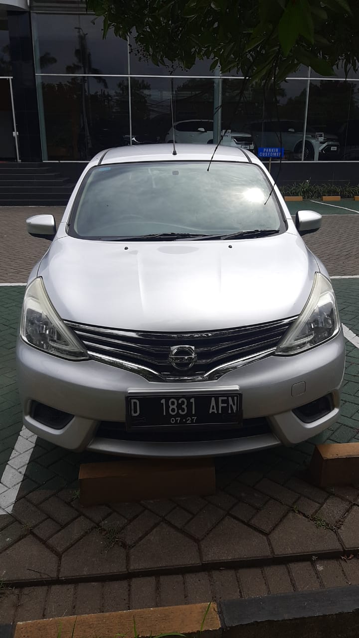 Second Hand 2017 Nissan Grand Livina Second Hand 2017 Nissan Grand Livina