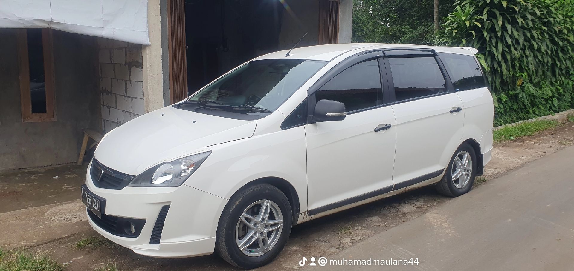 2014 Proton Exora Star FLX 2014 Proton Exora Star FLX