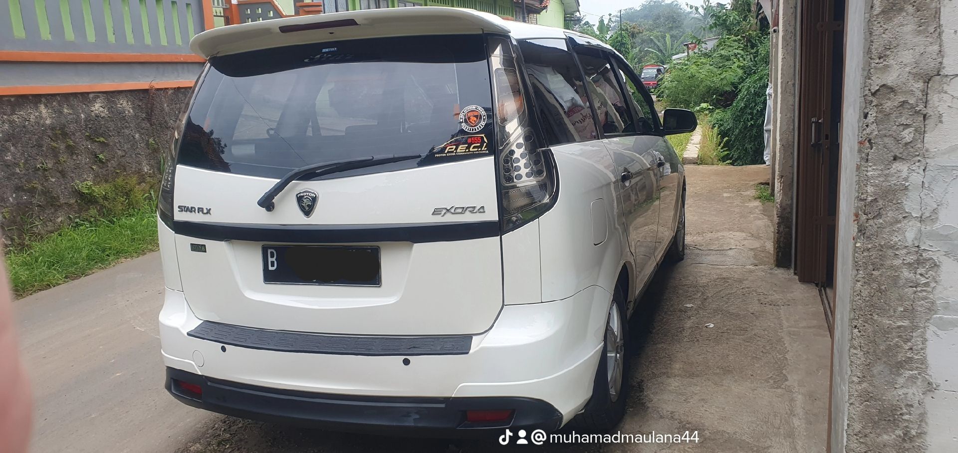 2014 Proton Exora Star FLX 2014 Proton Exora Star FLX