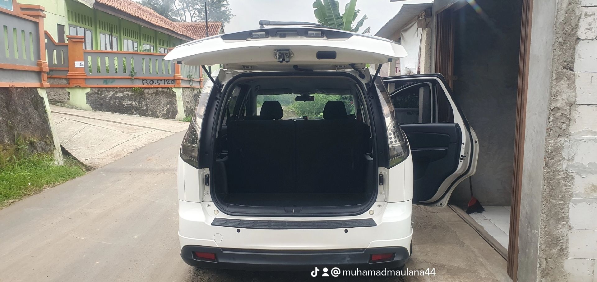 2014 Proton Exora Star FLX 2014 Proton Exora Star FLX