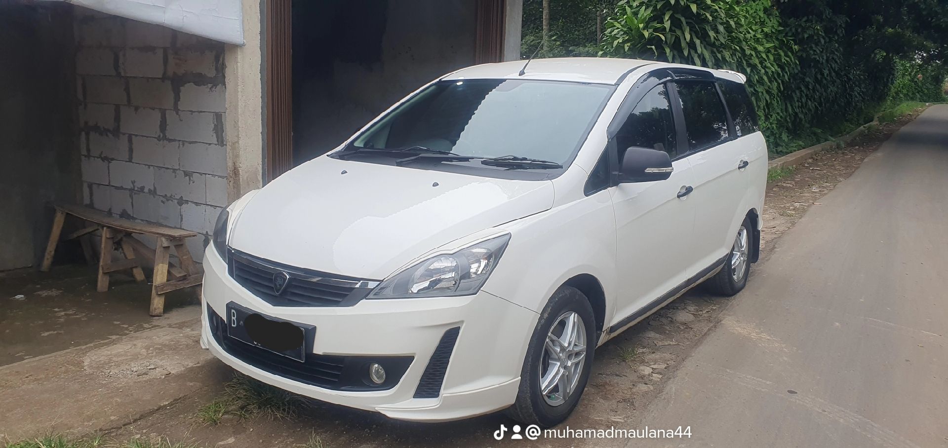 2014 Proton Exora Star FLX 2014 Proton Exora Star FLX