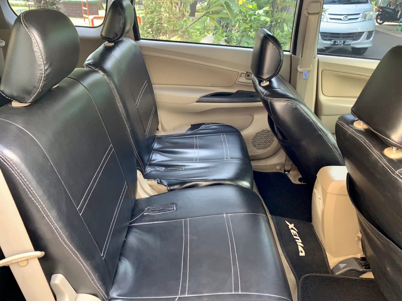 2012 Daihatsu Xenia 1.3 R CVT 2012 Daihatsu Xenia 1.3 R CVT