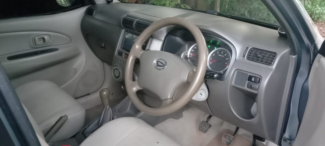 2011 Daihatsu Xenia 2011 Daihatsu Xenia