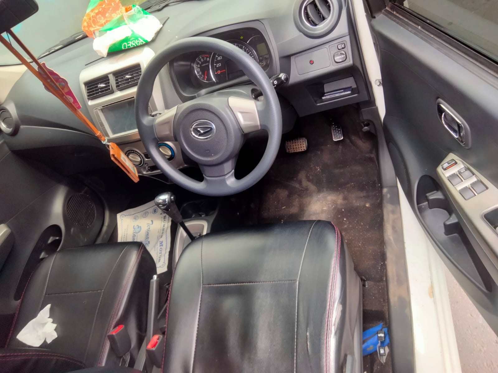 2016 Daihatsu Ayla 1.0L X AT 2016 Daihatsu Ayla 1.0L X AT