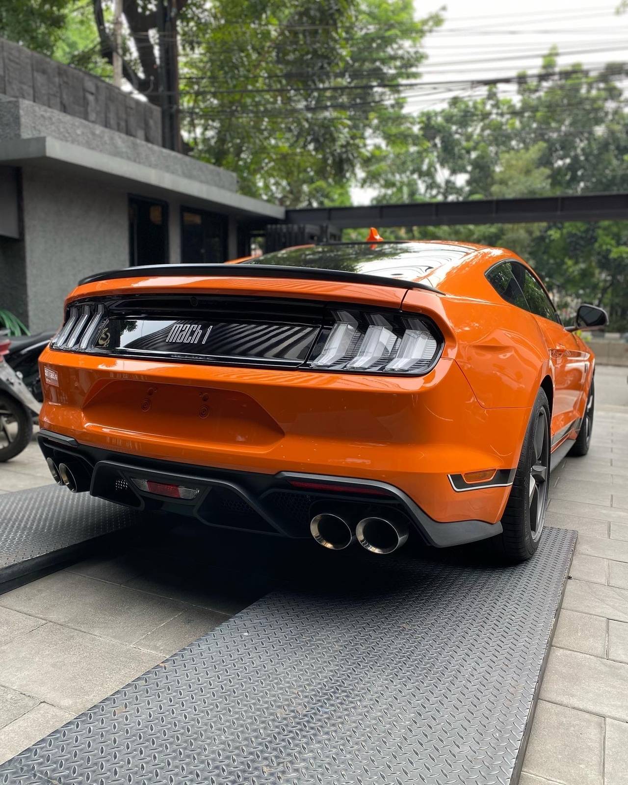 2021 Ford Mustang 2021 Ford Mustang