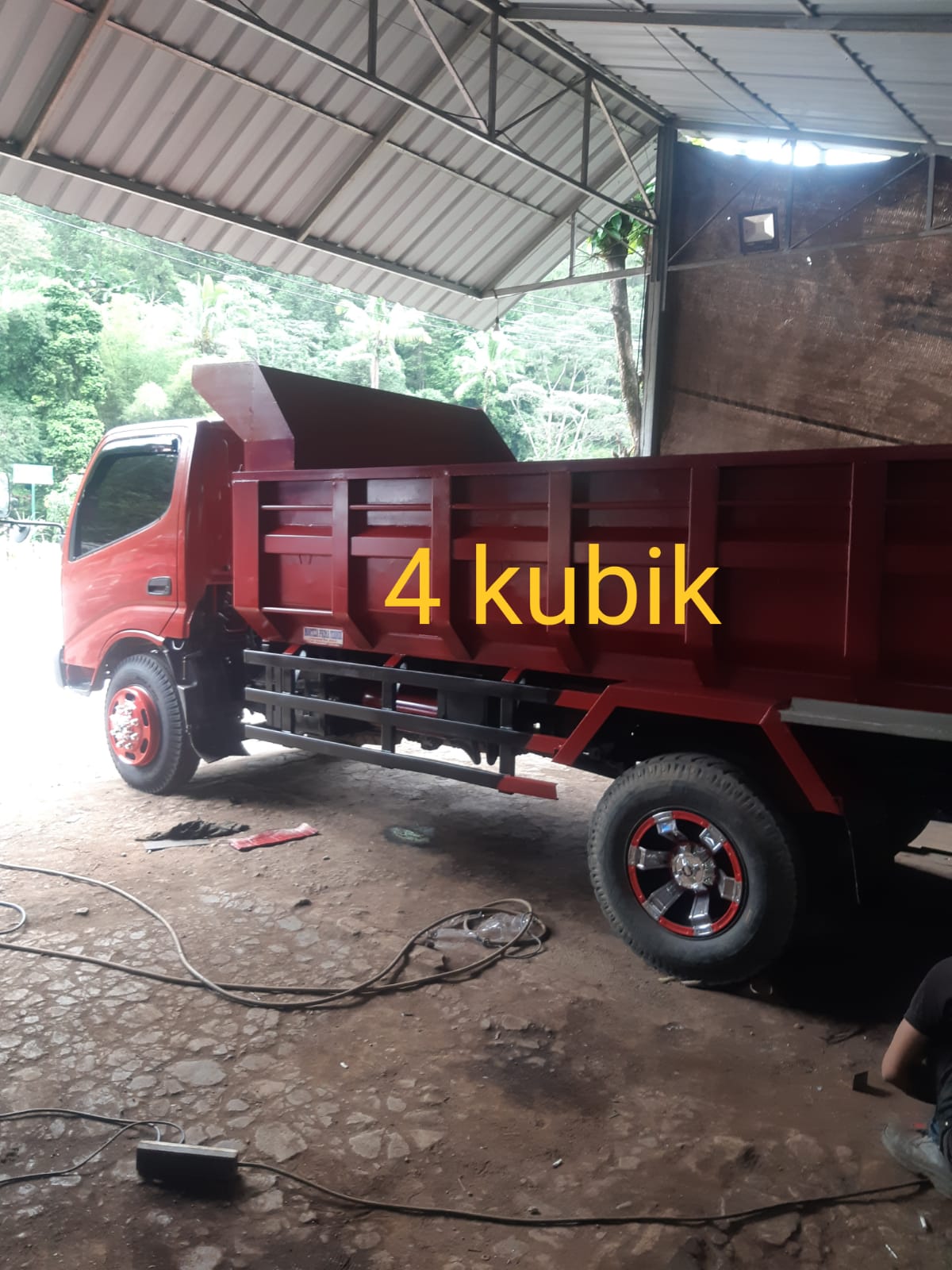 2010 Toyota Hilux  SC 4X2 3.0 E MT DIESEL 2010 Toyota Hilux  SC 4X2 3.0 E MT DIESEL