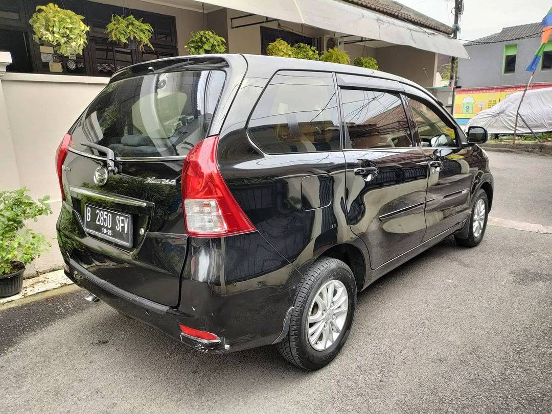 2015 Daihatsu Xenia 2015 Daihatsu Xenia