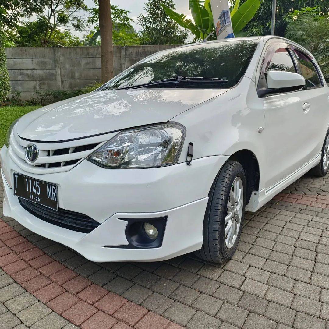 Used 2015 Toyota Etios Valco Used 2015 Toyota Etios Valco