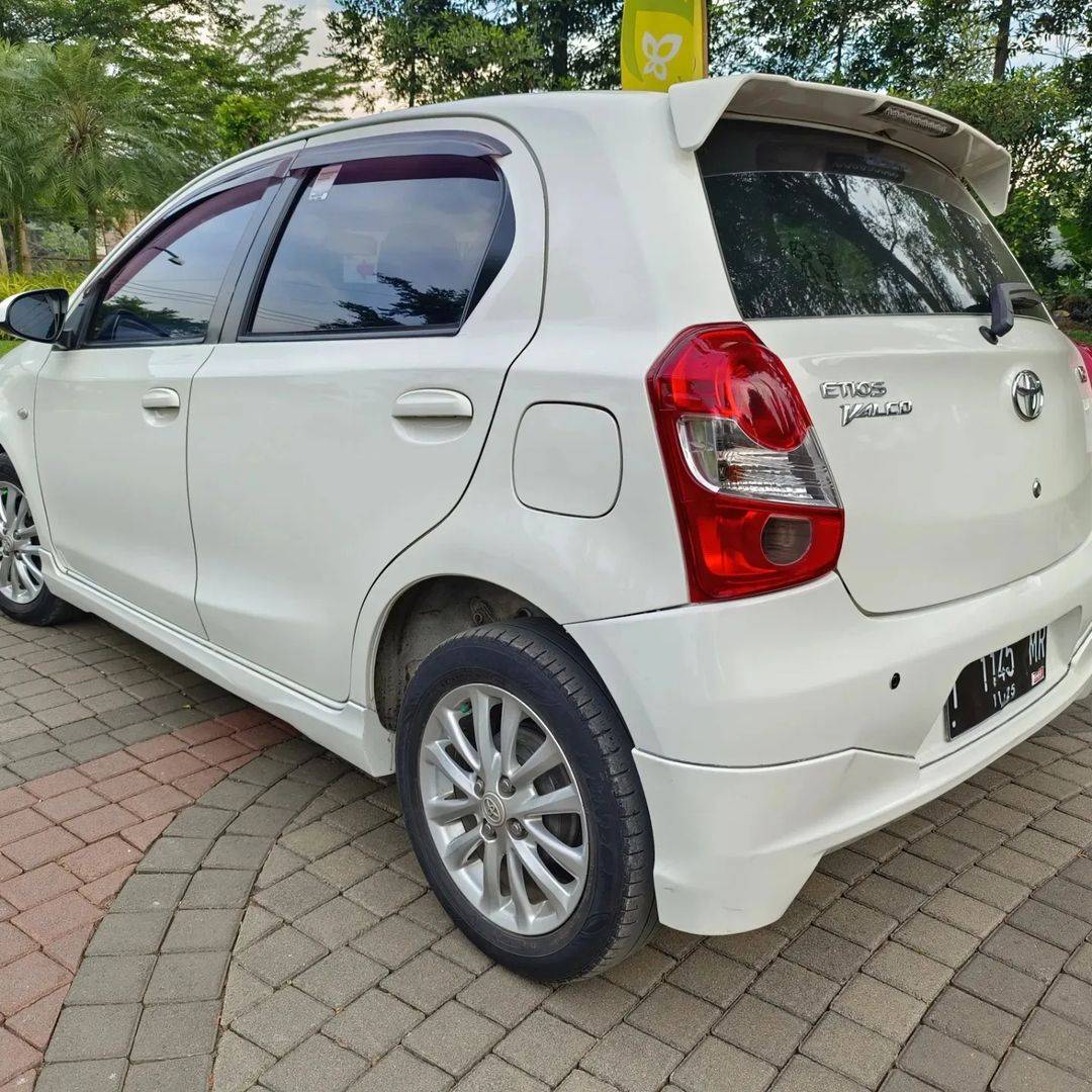 2015 Toyota Etios Valco 2015 Toyota Etios Valco