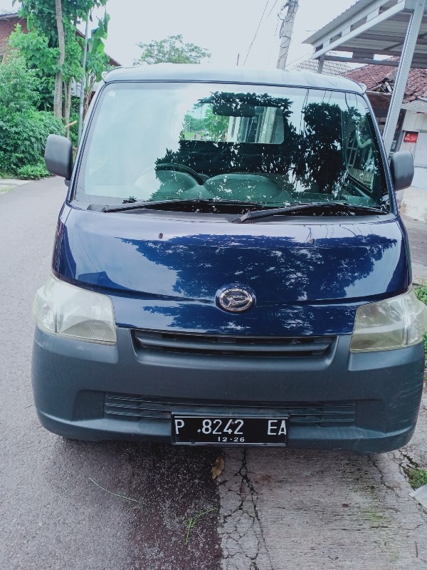 2011 Daihatsu Grand Max