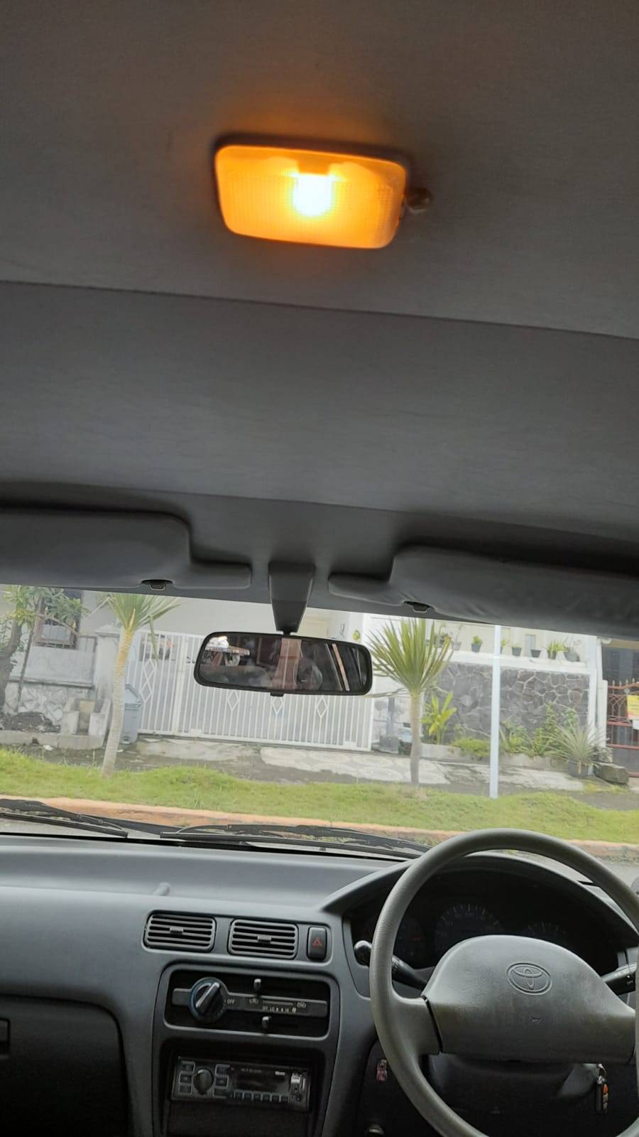 2000 Toyota Soluna 2000 Toyota Soluna