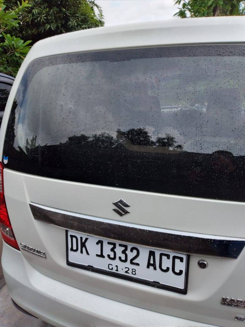 Dijual 2016 Suzuki Karimun Wagon R GL Airbag GL Airbag Bekas