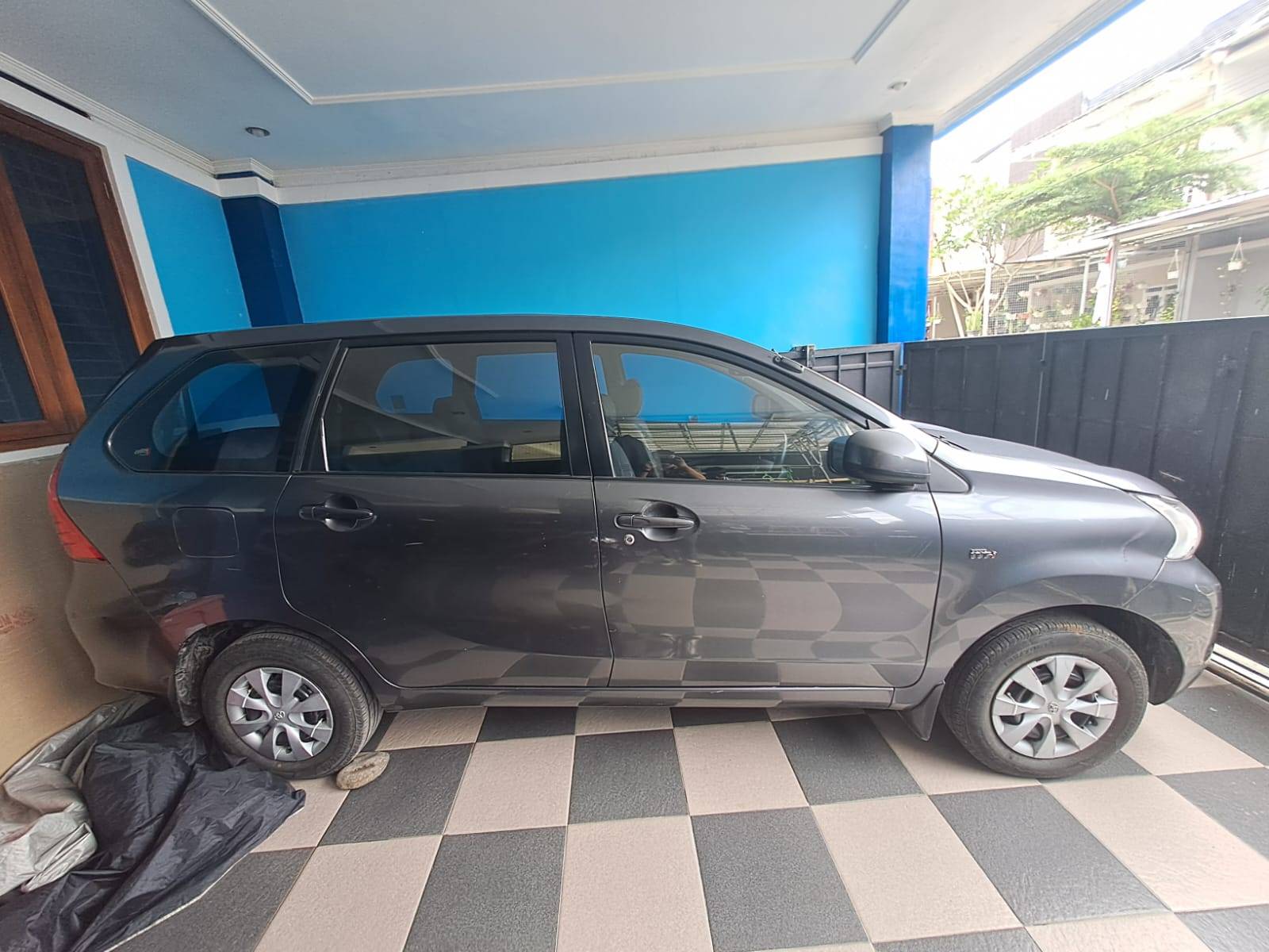 Beli mobil bekas