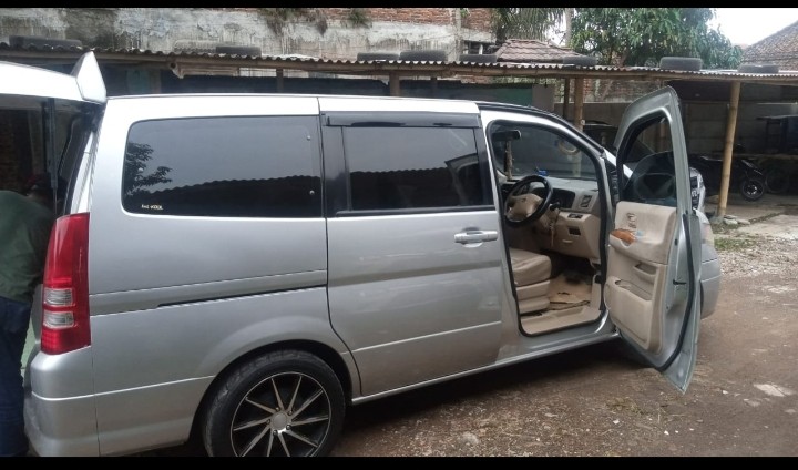 2008 Nissan Serena 2008 Nissan Serena