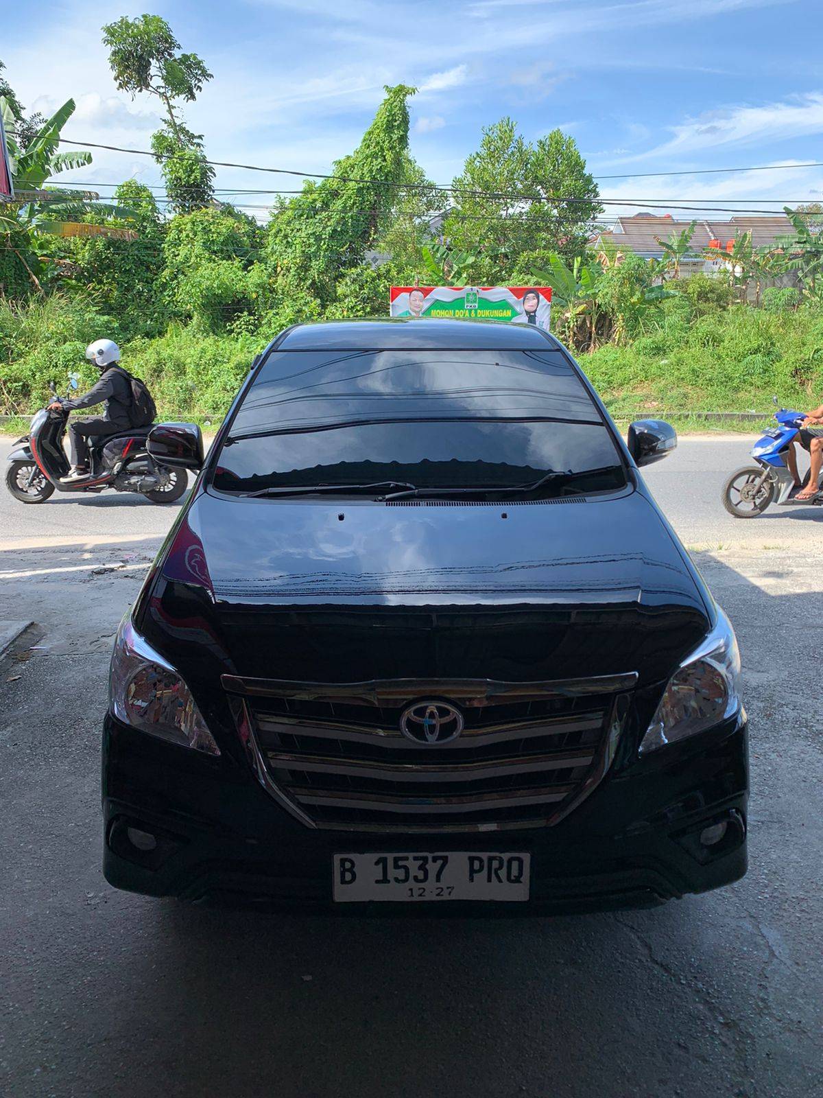 2014 Toyota Kijang Innova 2014 Toyota Kijang Innova