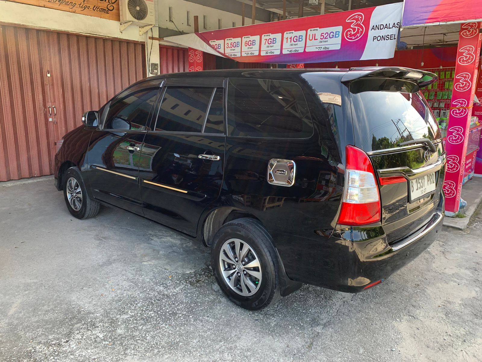 2014 Toyota Kijang Innova 2014 Toyota Kijang Innova