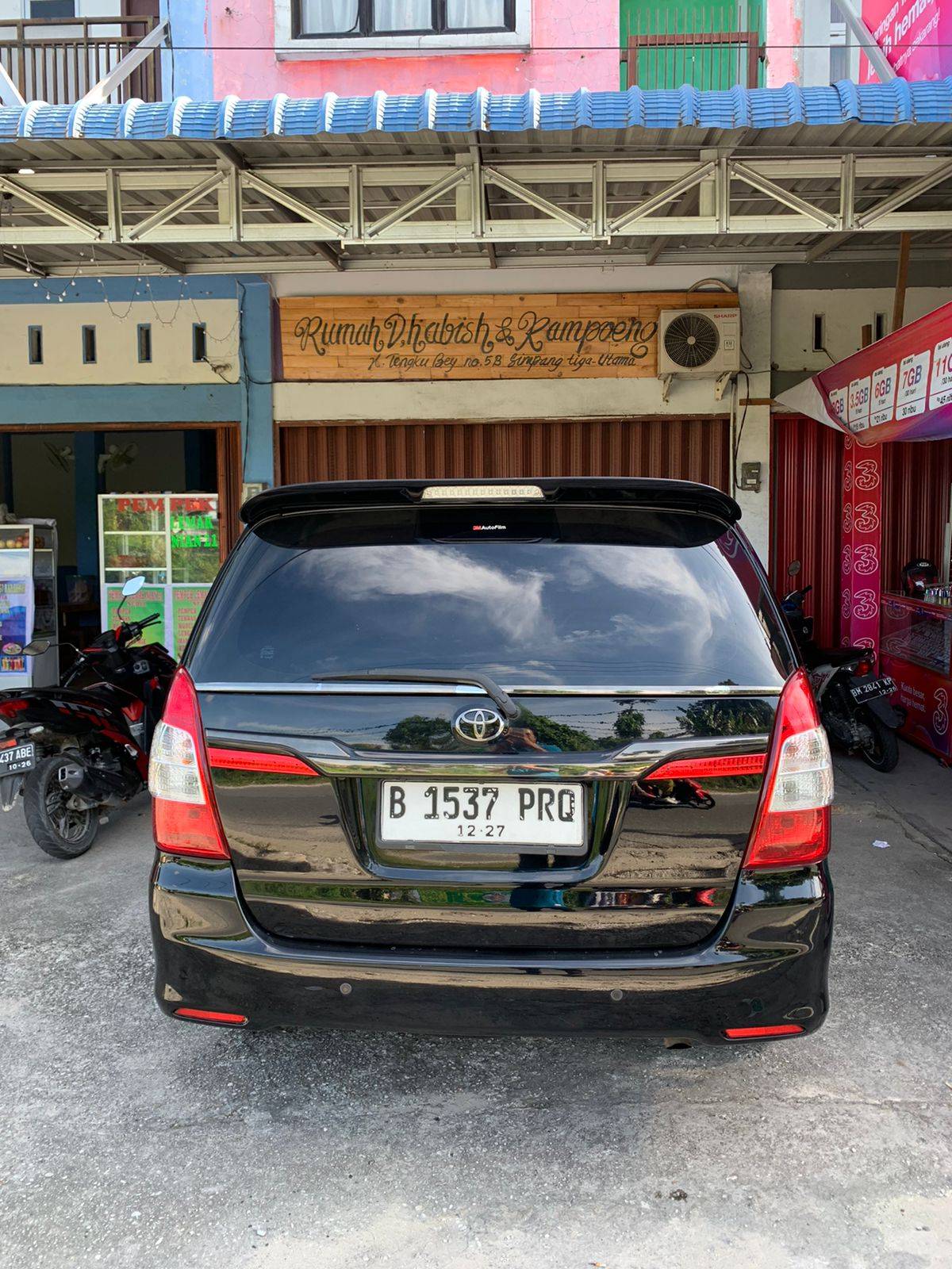 2014 Toyota Kijang Innova 2014 Toyota Kijang Innova