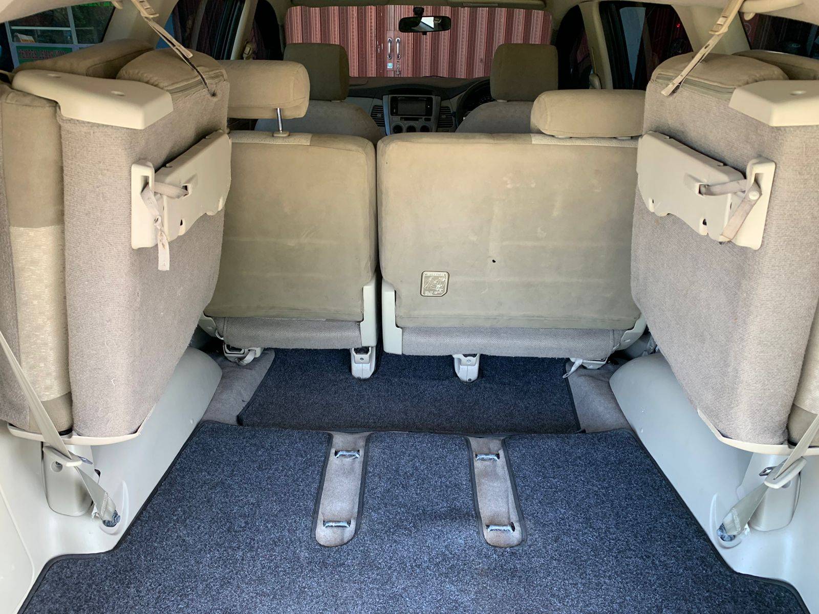 2014 Toyota Kijang Innova 2014 Toyota Kijang Innova