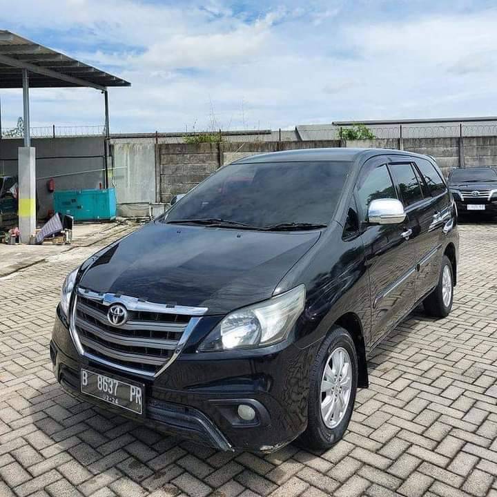 2013 Toyota Kijang Innova 2013 Toyota Kijang Innova