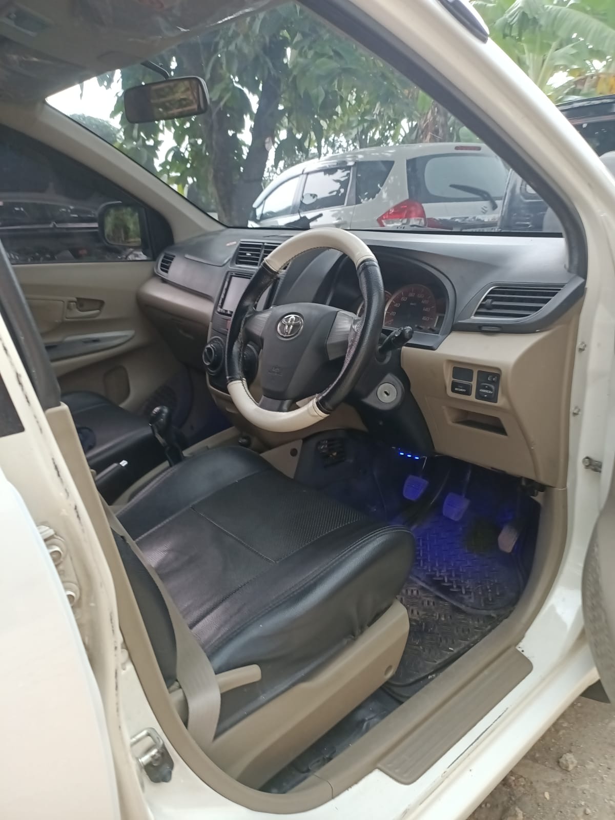 2015 Toyota Avanza 1.3G MT 2015 Toyota Avanza 1.3G MT