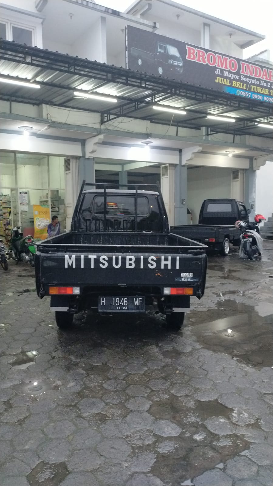 Used 2014 Mitsubishi L300 Pickup Standard Pickup Standard for sale