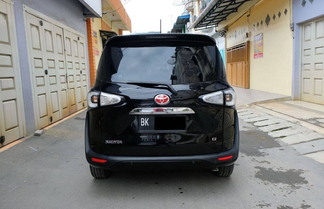 2016 Toyota Sienta 2016 Toyota Sienta
