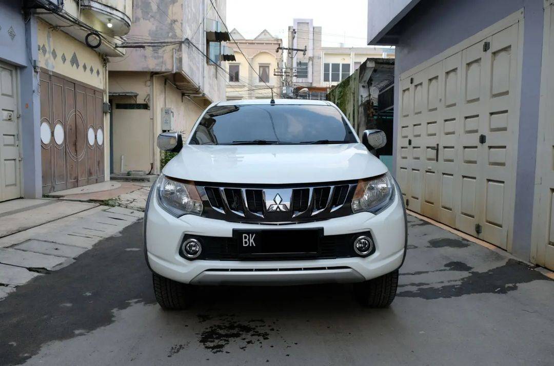 2019 Mitsubishi Strada Triton Bekas 2019 Mitsubishi Strada Triton Bekas