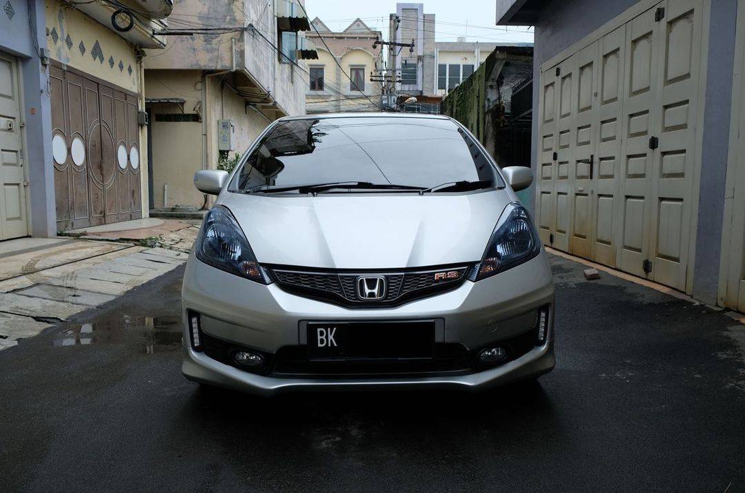 2013 Honda Jazz Bekas 2013 Honda Jazz Bekas