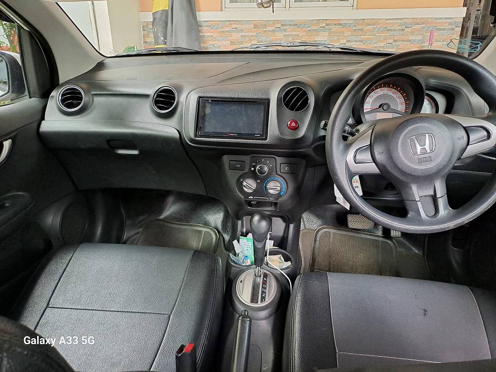 2015 Honda Brio 2015 Honda Brio