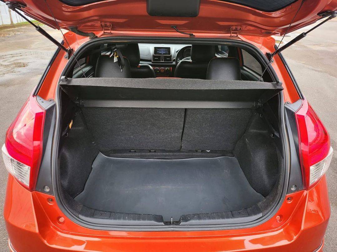 2015 Toyota Yaris 2015 Toyota Yaris