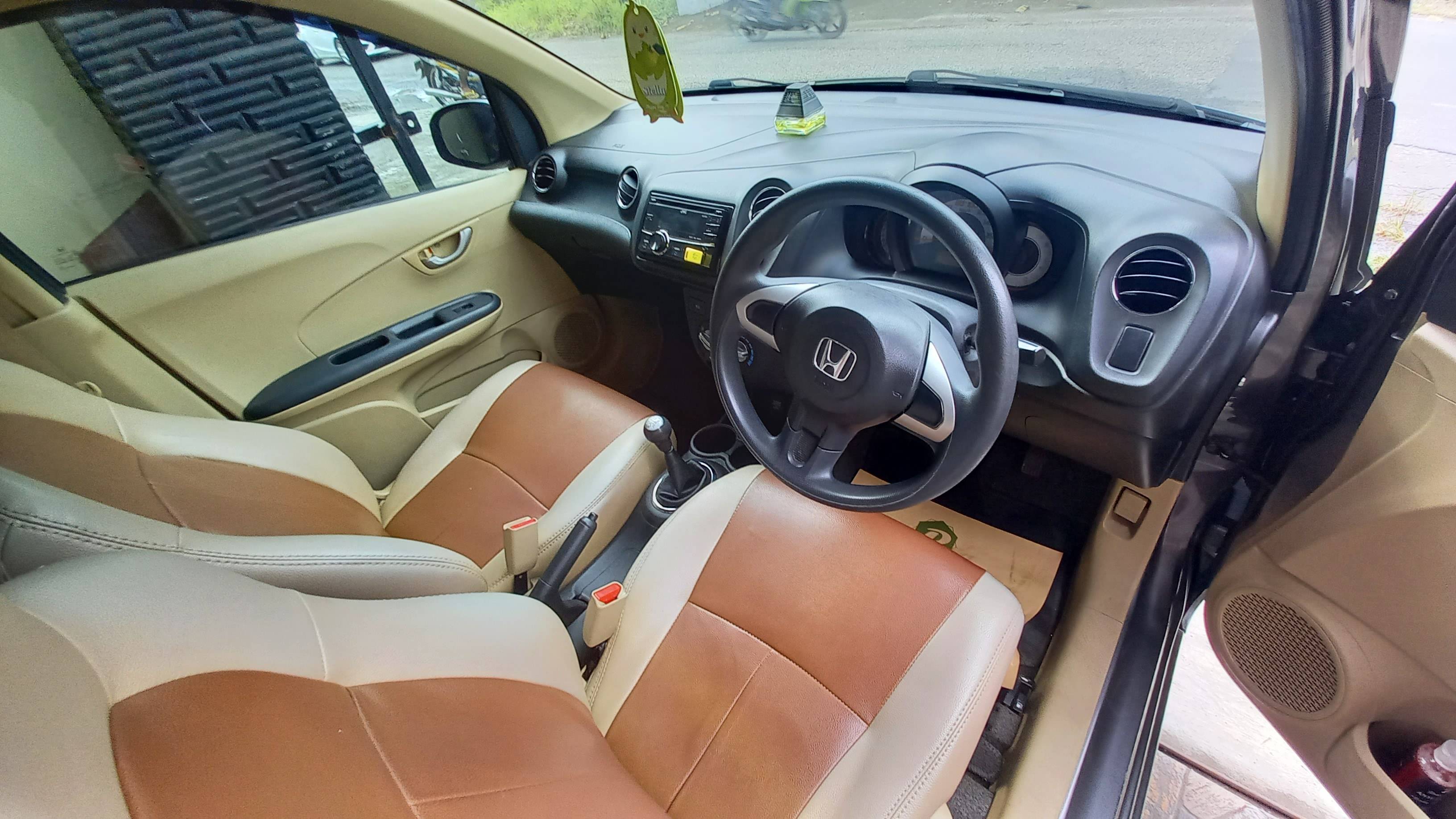 2015 Honda Brio 2015 Honda Brio