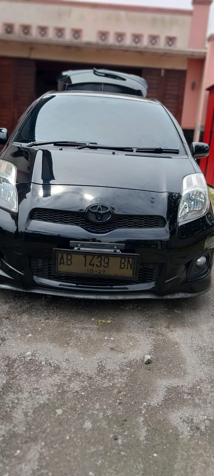 2012 Toyota Yaris 2012 Toyota Yaris