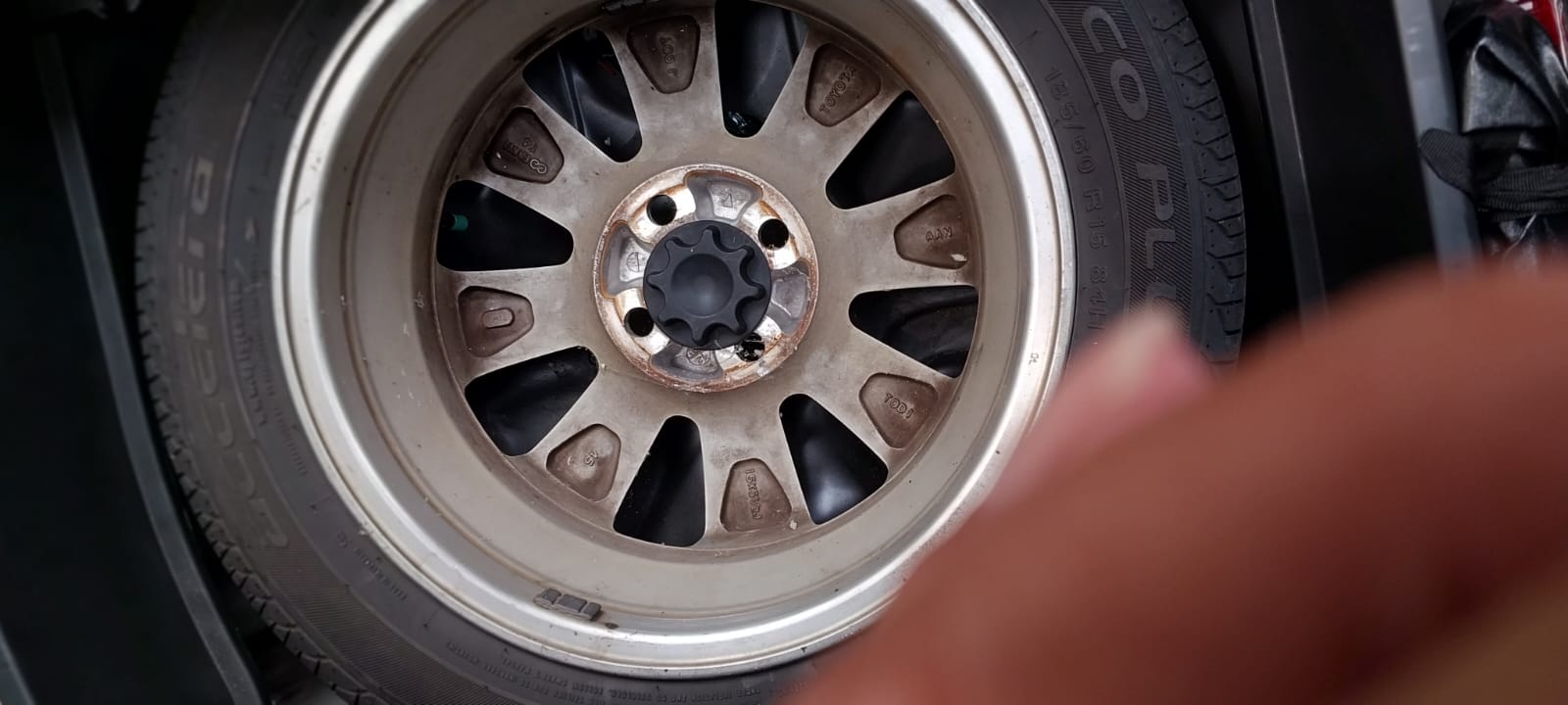 2012 Toyota Yaris 2012 Toyota Yaris