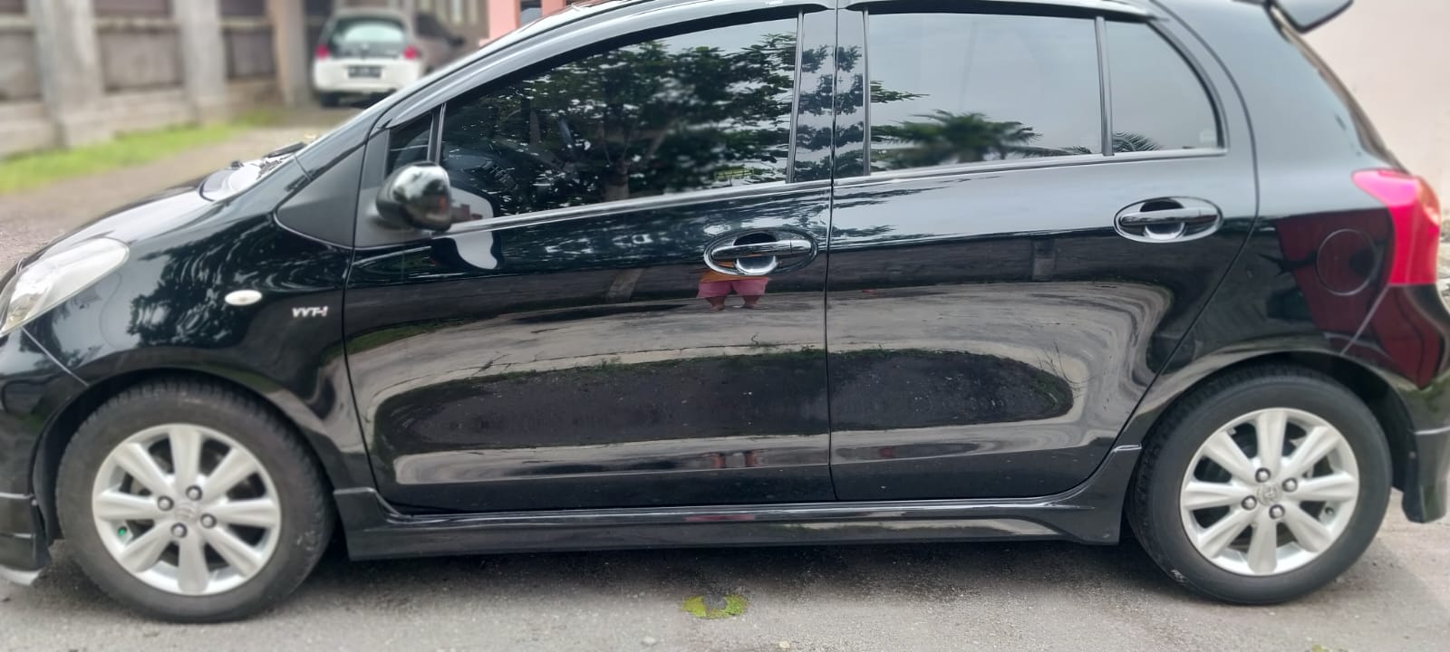 2012 Toyota Yaris 2012 Toyota Yaris