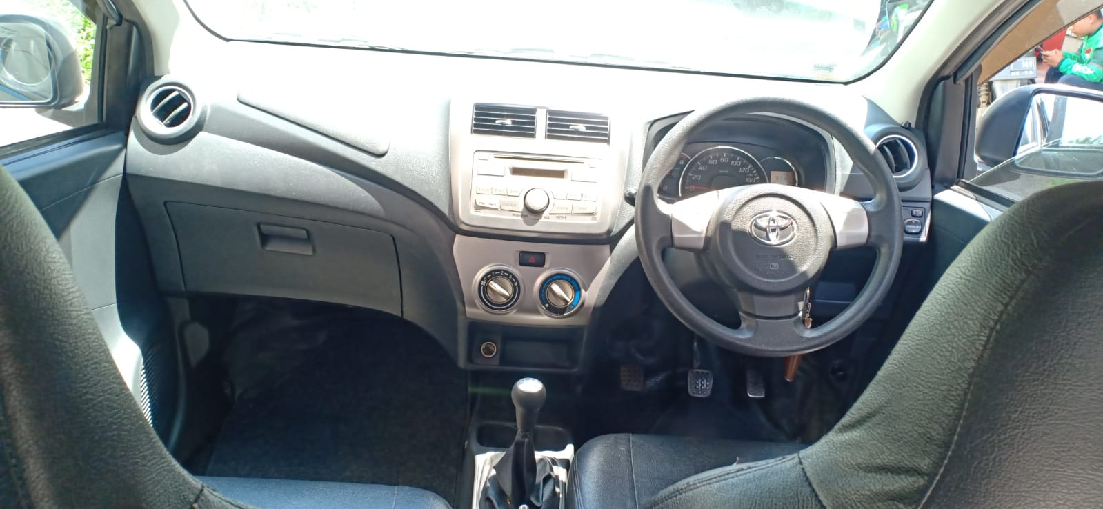 2014 Toyota Agya  1.0 G MT 2014 Toyota Agya  1.0 G MT