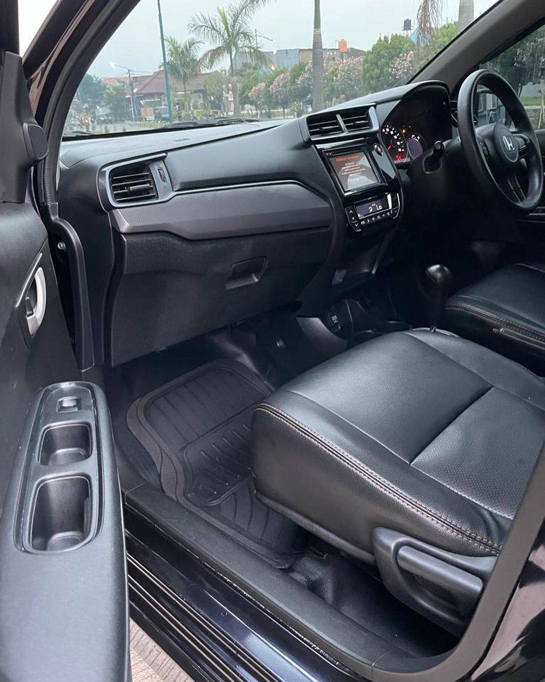 2017 Honda Mobilio 2017 Honda Mobilio