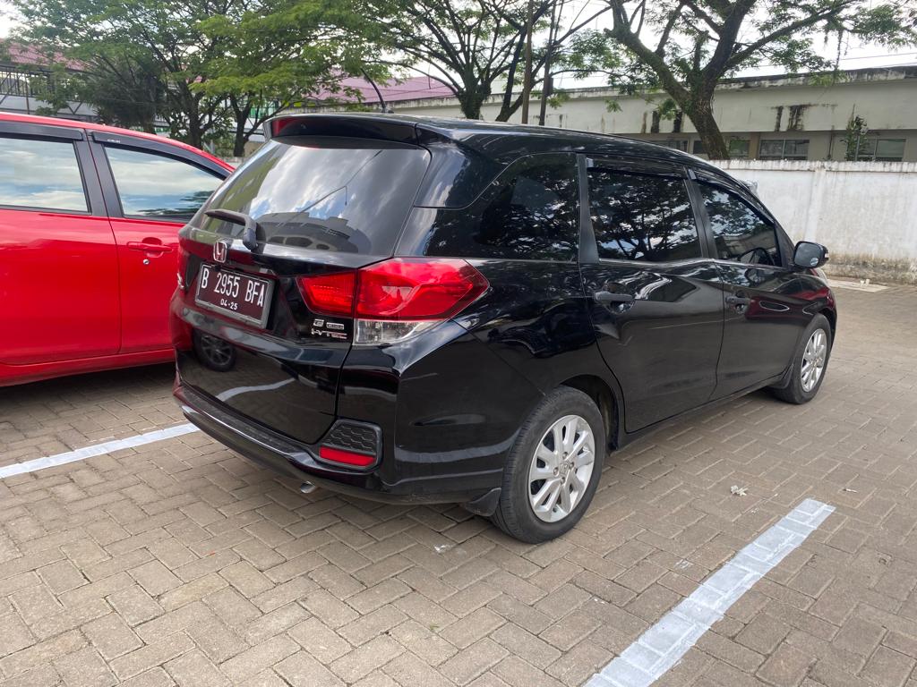 2014 Honda Mobilio E 1.5L AT 2014 Honda Mobilio E 1.5L AT